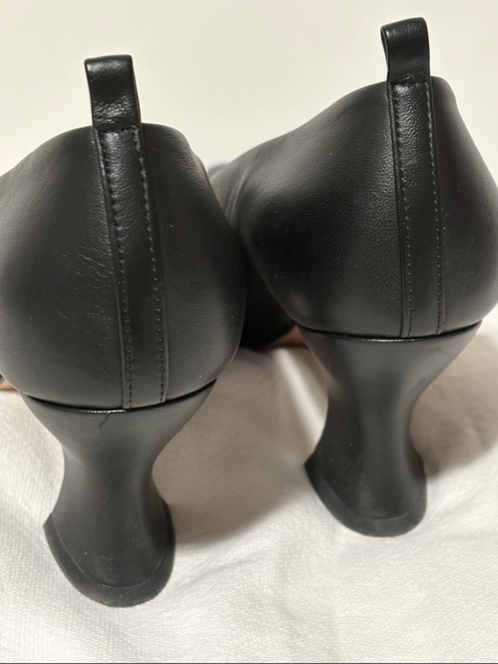 Bottega Veneta Black Leather heels - Picture 3 of 6